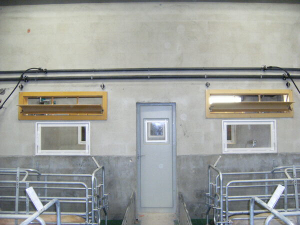 Air inlets - Image 9