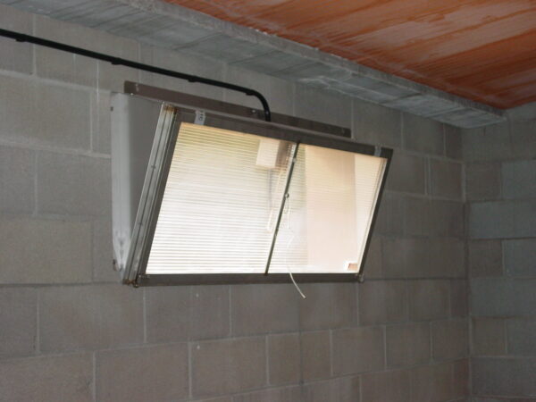 Security windows - Image 2